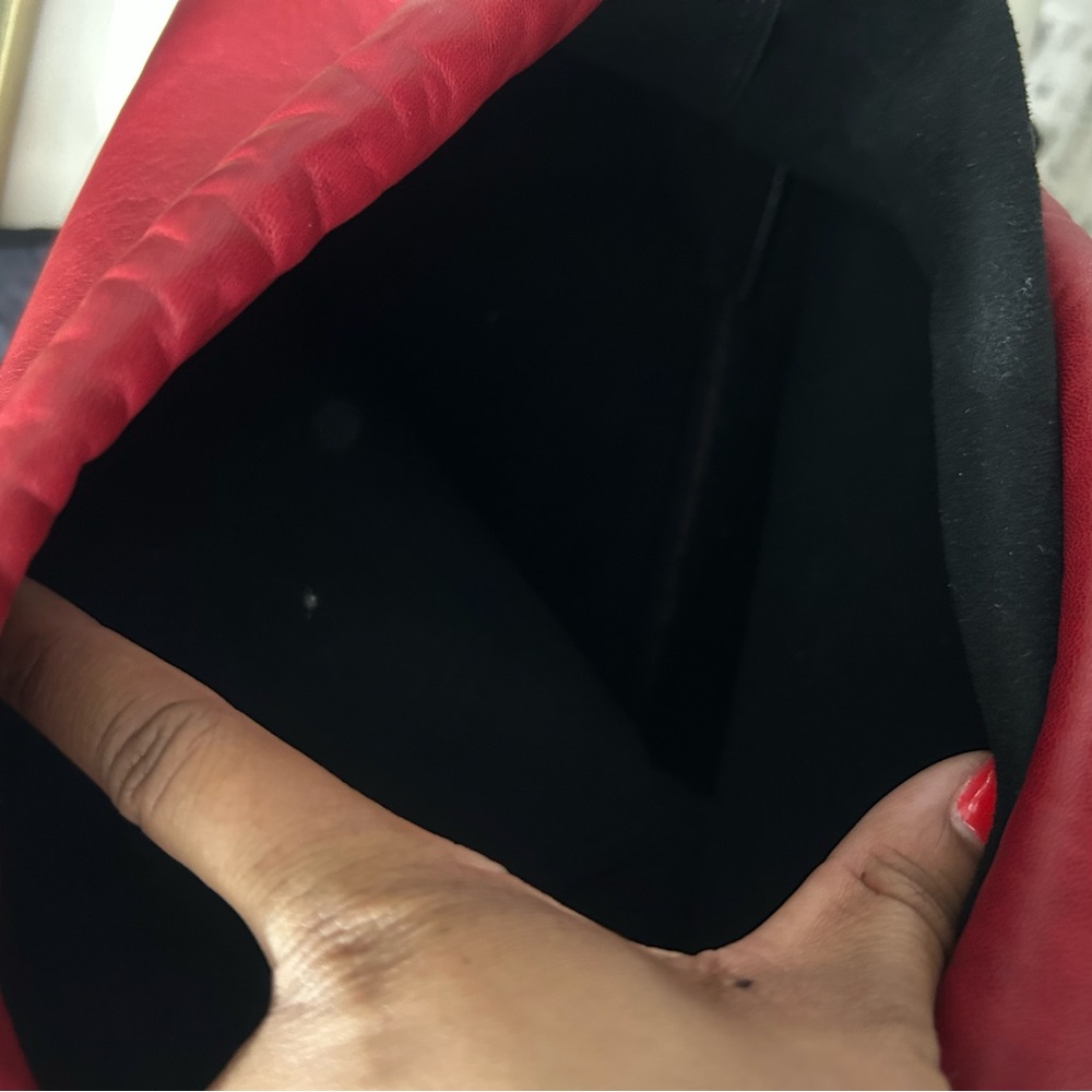 Saint Laurent Lambskin Teddy Drawstring Bag Eros Red - Picture 16 of 16
